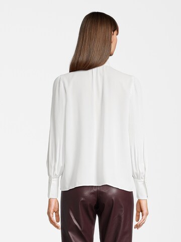 Orsay Blouse 'Anniepli' in White