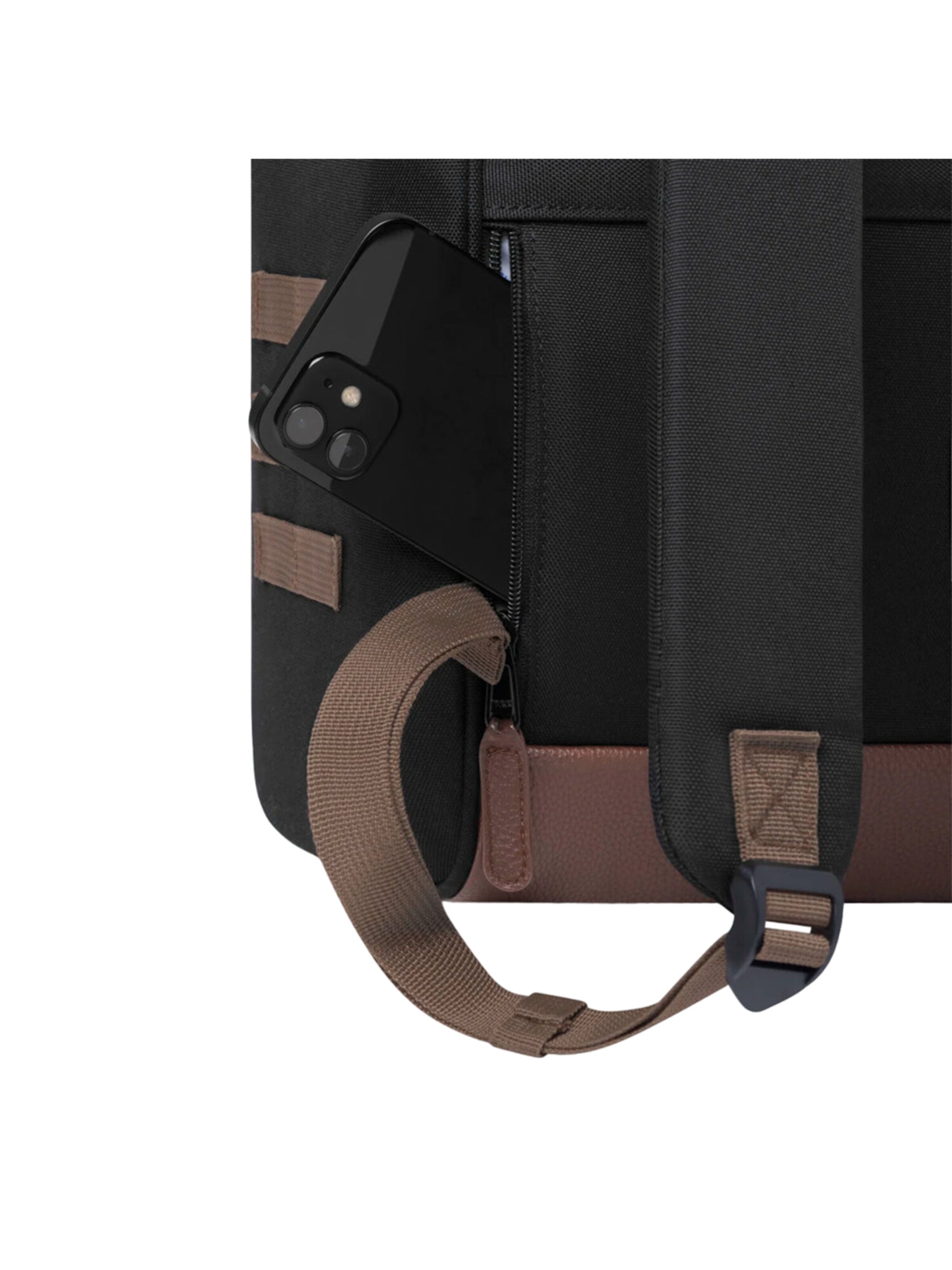 Cabaia Backpack 'Mangua M' in Black