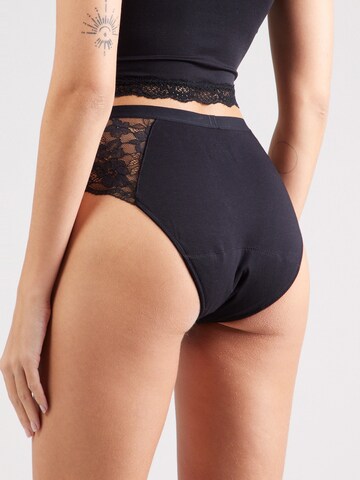 TRIUMPH Slip 'Freedom' in Black