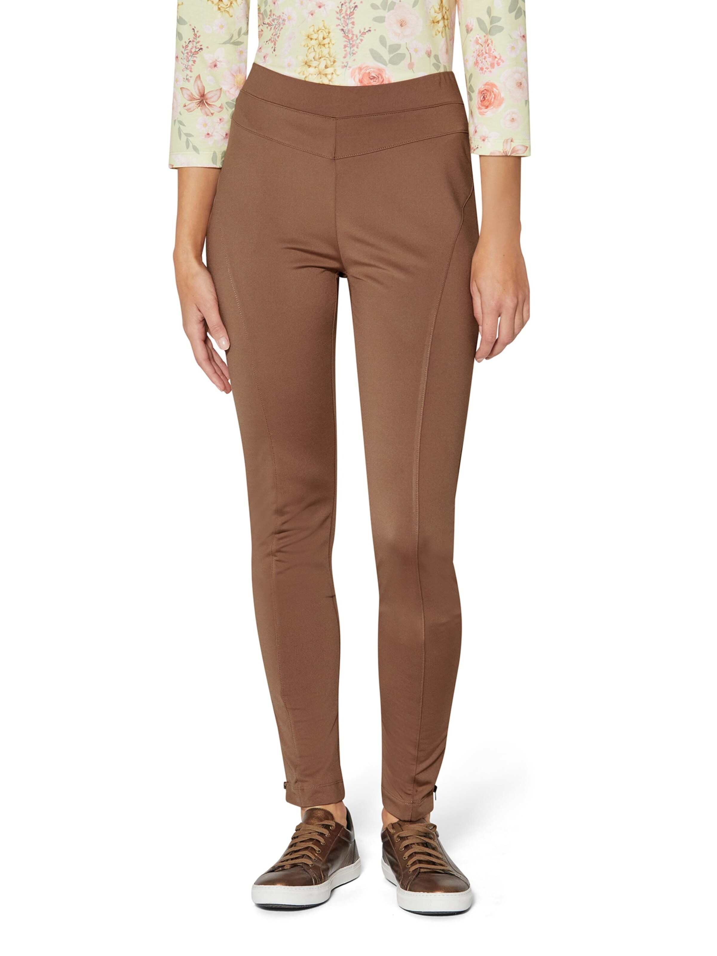 MADELEINE Slimfit Broek in Bruin: voorkant