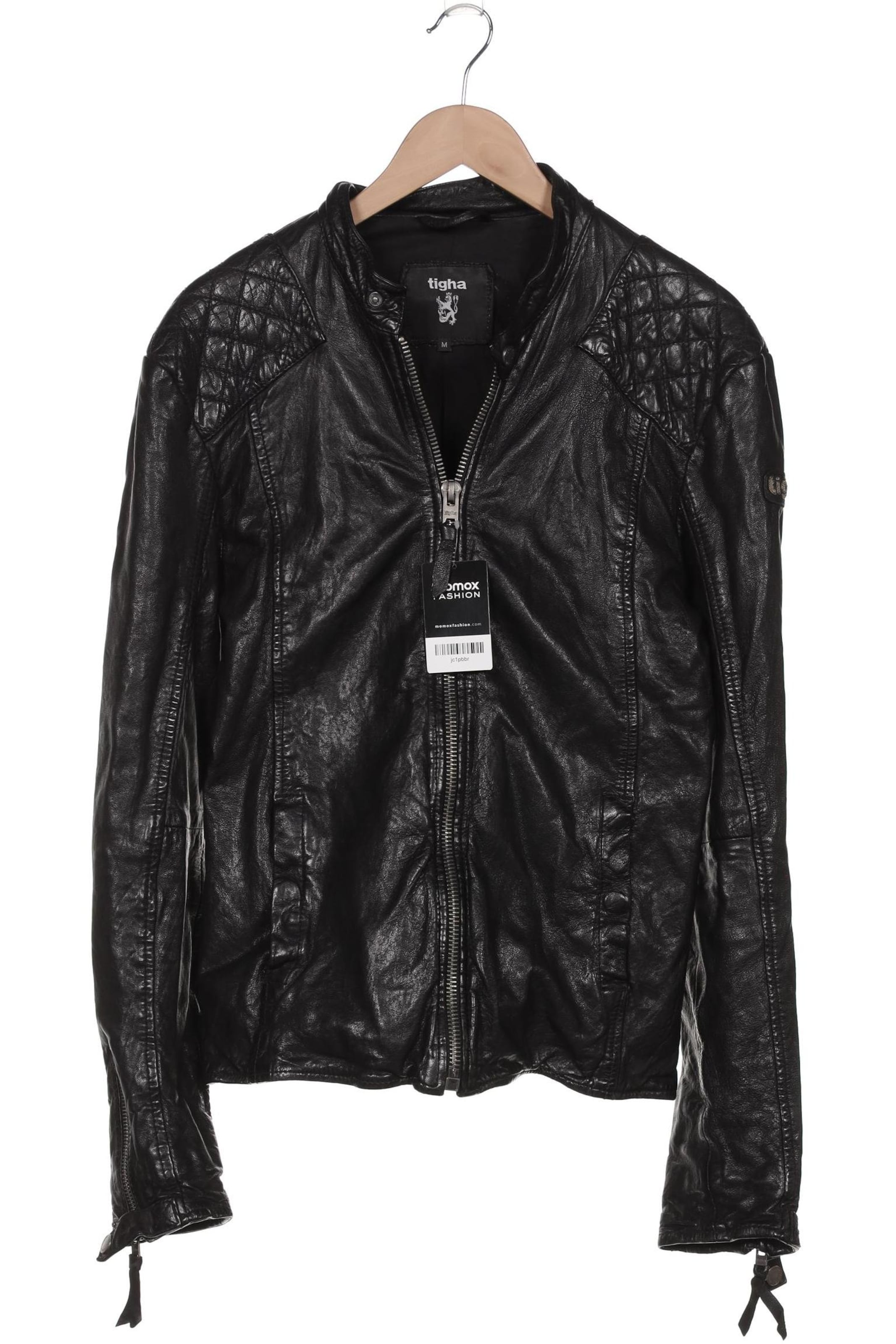 tigha Jacket & Coat in M in Black: front