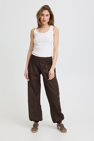 PULZ Jeans - Tapered Pantalón ' Jill ' en marrón