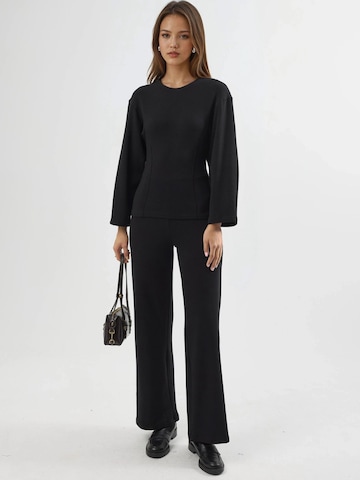 Busem - Blusa em preto