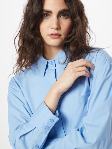 Abercrombie & Fitch Blouse in Blauw