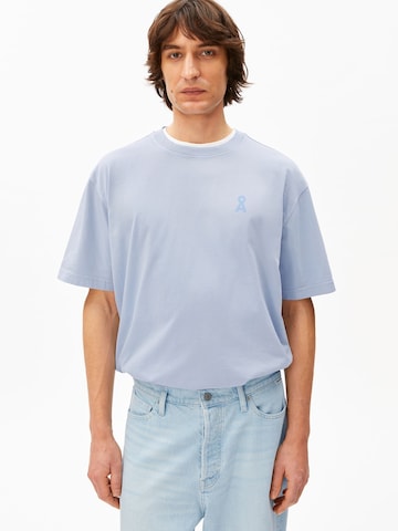 ARMEDANGELS T-Shirt ICONIC Å MAARKOS in Blau: Vorderseite