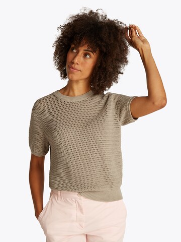 TOMMY HILFIGER Sweater in Green: front