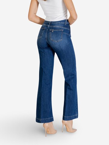 Liu Jo Boot cut Jeans 'B.UP FLARE BUTTON H.W. UA6162 D0275' in Blue