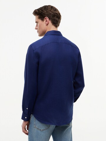 TOMMY HILFIGER Regular Fit Hemd in Blau