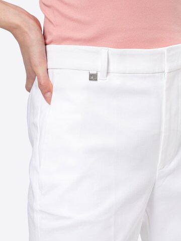 Slimfit Pantaloni con piega frontale 'LAKYTHIA' di Lauren Ralph Lauren in bianco