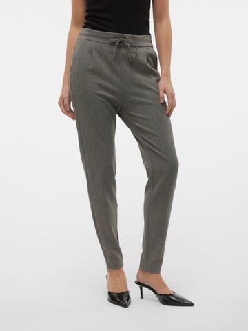 VERO MODA Tapered Pants 'KIARA' in Grey