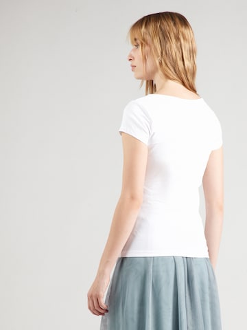 ABOUT YOU - Camiseta 'Madlin' en rojo