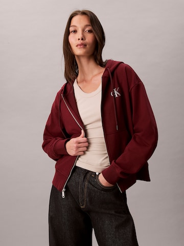 Giacca di felpa di Calvin Klein Jeans in rosso: frontale