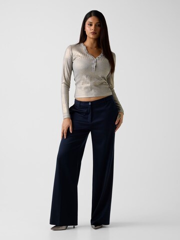 GUESS Sweater in Silver