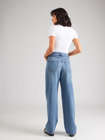 & Other Stories Barrel Jeans in Blau