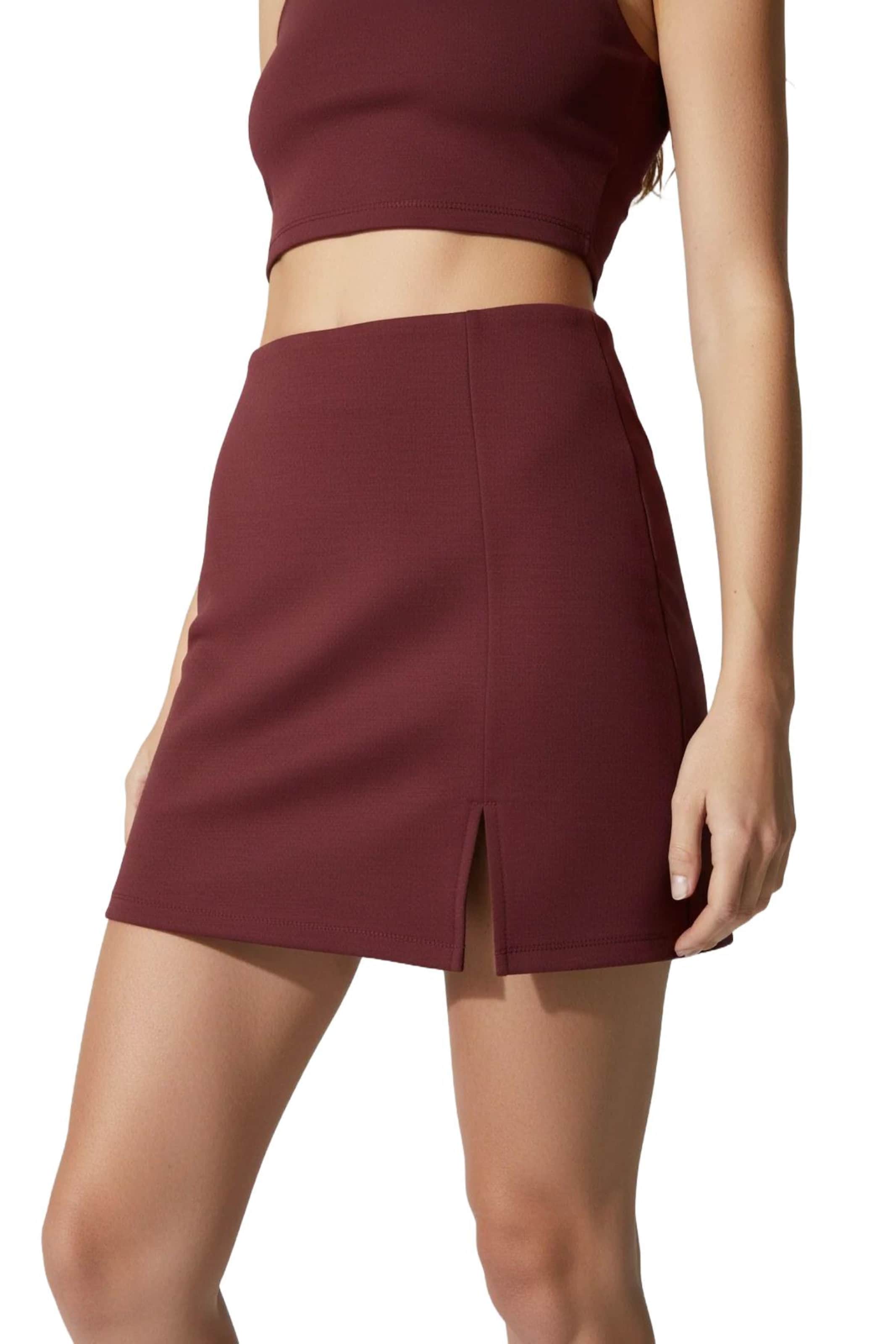 Alexa Dash Rok in Rood