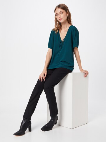 ABOUT YOU Blouse 'Malou' in Groen