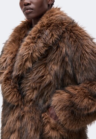 Geacă de iarnă 'TINE' de la TOPSHOP pe maro