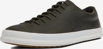 CAMPER Sneakers laag 'Chasis' in Groen: voorkant