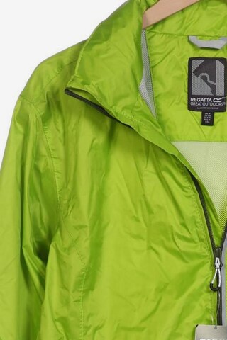 REGATTA Jacket & Coat in M-L in Green