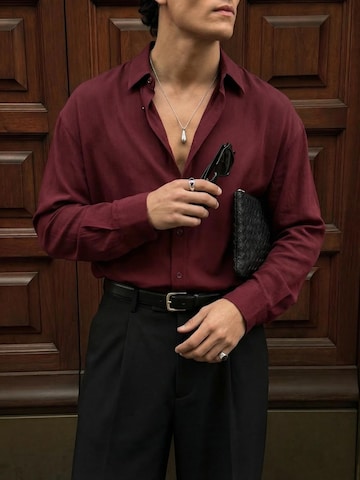 Kleidermafia Comfort fit Button Up Shirt in Red: front