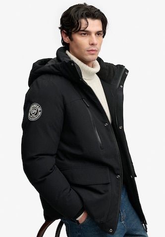 Geacă de iarnă 'City' de la Superdry & Co pe negru