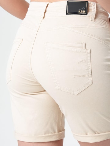 M.O.D MIRACLE OF DENIM Regular Trousers in Beige