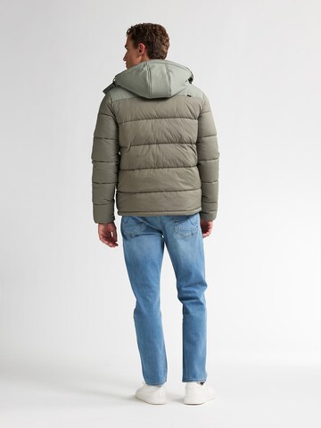 Veste mi-saison 'Yukon' Petrol Industries en vert