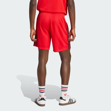 ADIDAS ORIGINALS Обычный Штаны 'Adicolor' в Красный