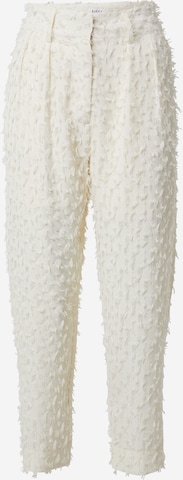 LeGer by Lena Gercke Tapered Pleat-front trousers 'Dulcie' in White: front