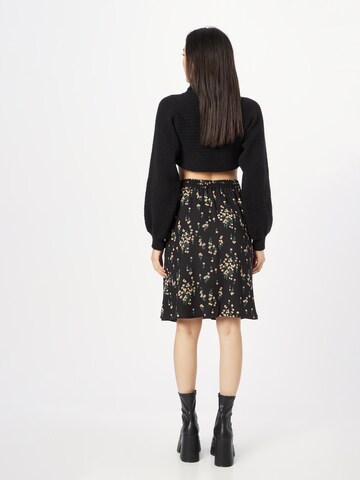 SOAKED IN LUXURY Skirt 'Shirley' in Black