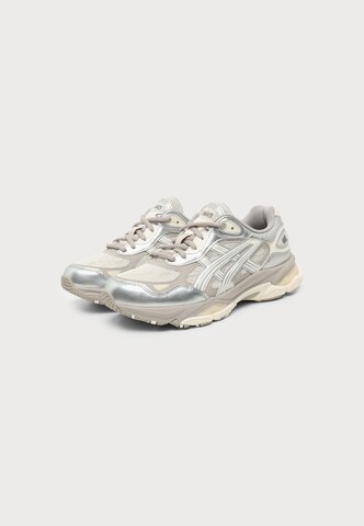 ASICS SportStyle Низкие кроссовки 'GEL-NYC 2.0' в Серый