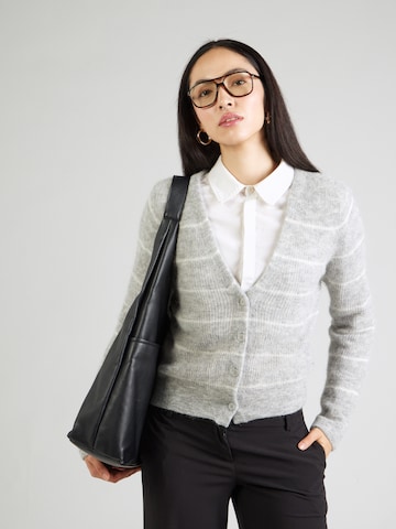 DRYKORN - Cárdigan 'GERTIJA 10' en gris: frente