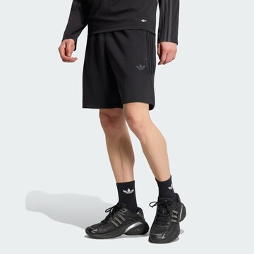 Loosefit Pantalon 'Spacer Teamgeist 26' ADIDAS ORIGINALS en noir : devant