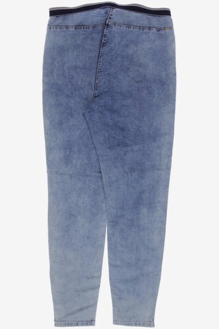 Sandwich Jeans in 29 in Blue