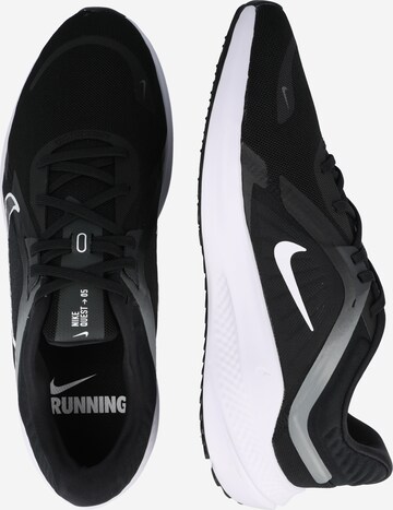 Chaussure de course 'Quest 5' NIKE en noir