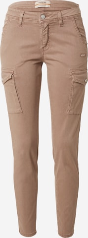 Coupe slim Jeans cargo 'Amelie' Gang en marron : devant