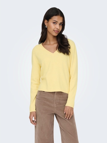 Pull-over 'ONLLOYAL' ONLY en jaune