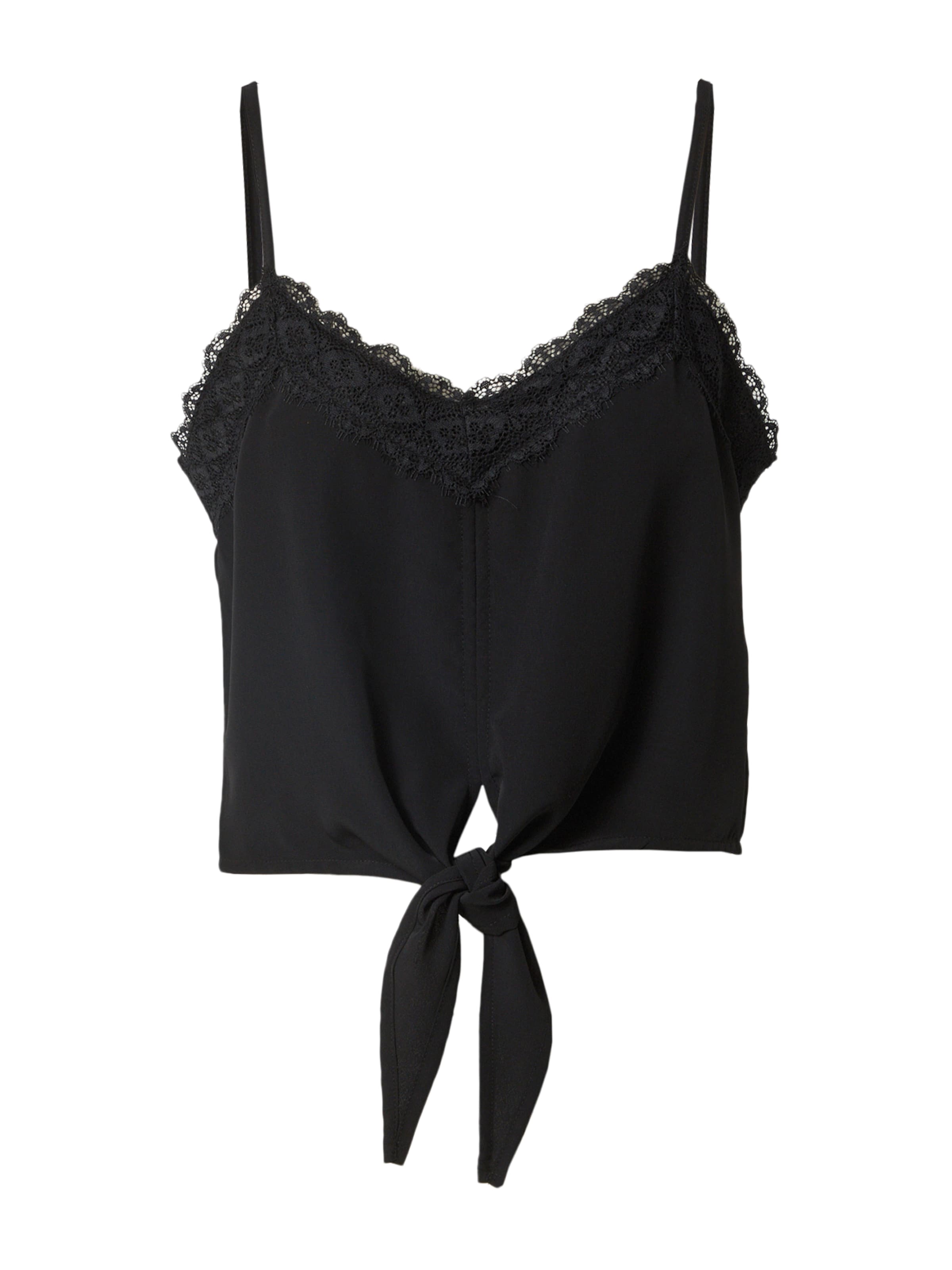 ABOUT YOU Top 'Jule' in Black: front