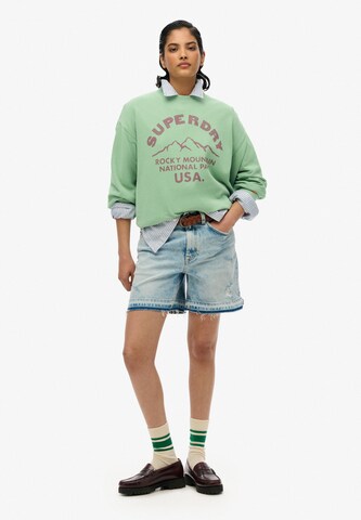 Sweat-shirt 'Lo-fi Outdoor' Superdry en vert