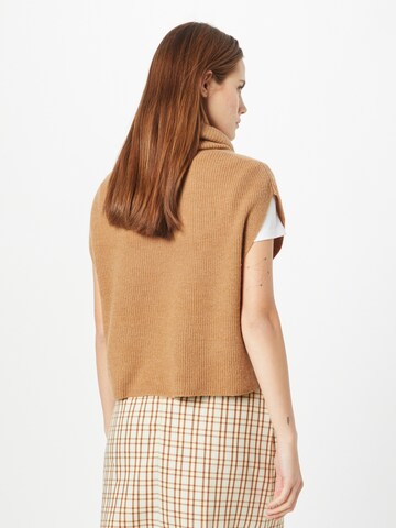 s.Oliver Sweater in Beige