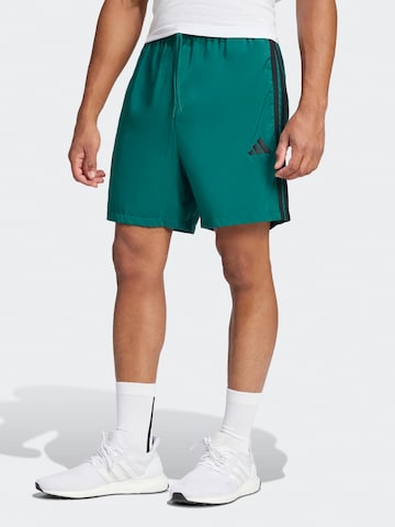ADIDAS SPORTSWEAR Обычный Спортивные штаны 'CHELSEA' в Зеленый: спереди