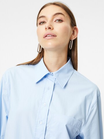 Camicia da donna 'Gizem' di Gina Tricot in blu