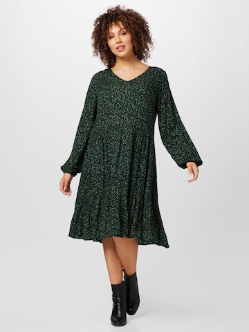 KAFFE CURVE Dress in Green: front