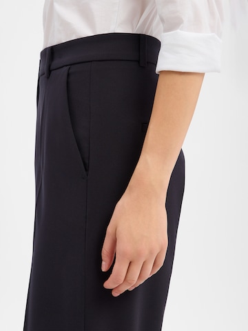 Cambio Loosefit Bügelfaltenhose 'Alexis' in Blau