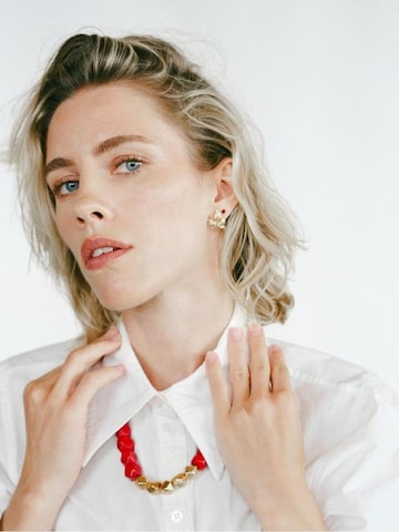 Chaîne Les Reines en orange