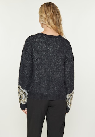 Usha - Pullover em preto