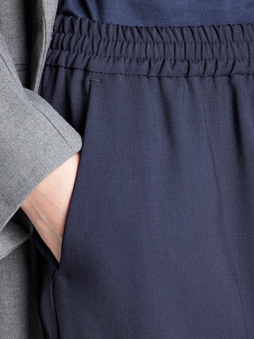 Wide leg Pantaloni con piega frontale 'MALLO' di Weekend Max Mara in blu