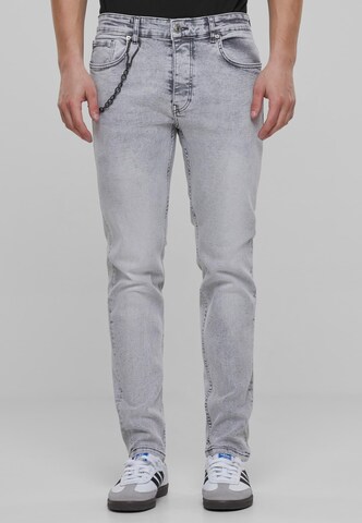 2Y Premium Tapered Jeans in Grijs: voorkant