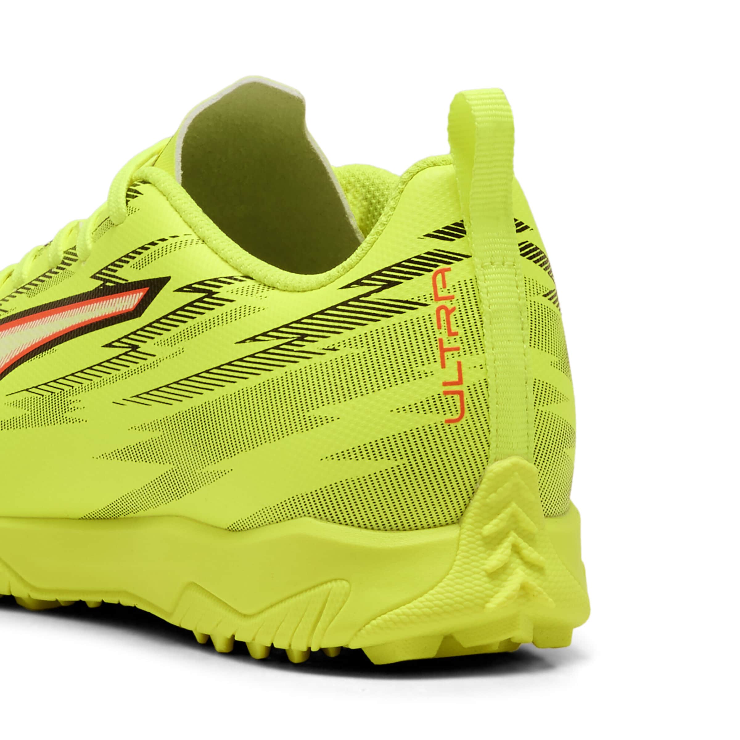 PUMA Sports shoe 'Ultra 6 Play' in Yellow