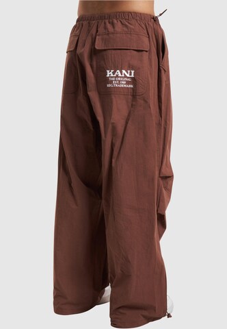 Karl Kani Loose fit Pants in Brown